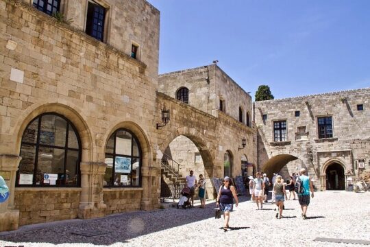 Jewish Quarter Private Walking Tour in Rhodes