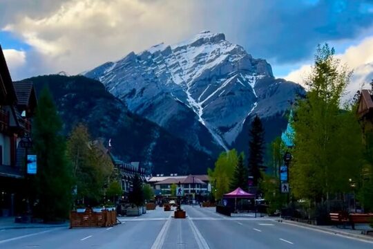 Banff National Park Private Sightseeing Tour