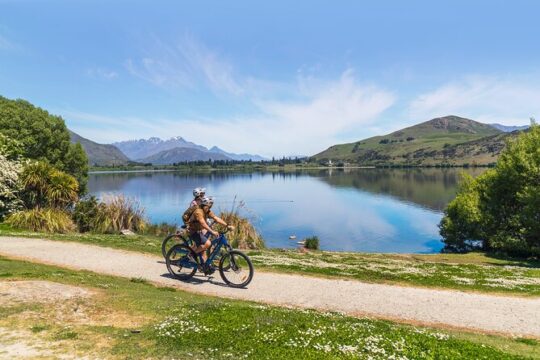 E-Bike Hire with Return Shuttle from Queenstown Accommodation