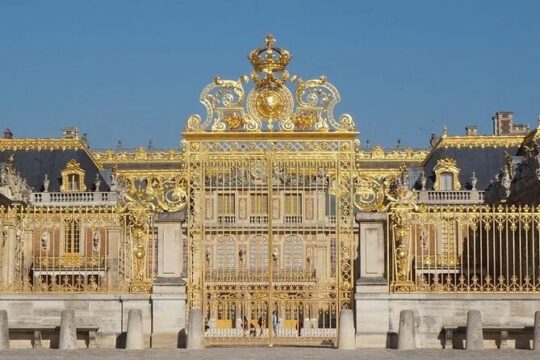 Versailles Palace Gardens Semi Private Guided Tour with Pick up