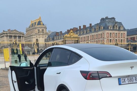 Private Transfer: Paris → Versailles Palace (One Way)