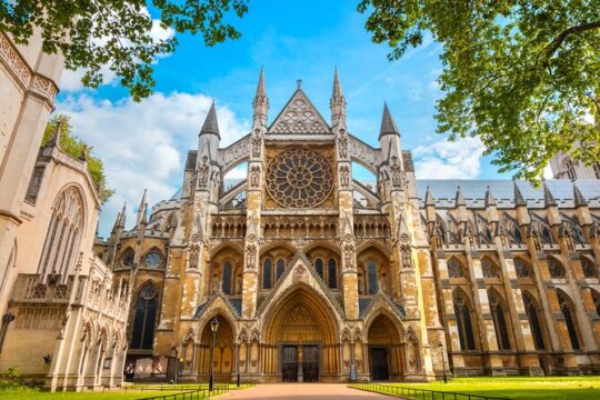 Top Churches of London Private Walking Tour with a Guide