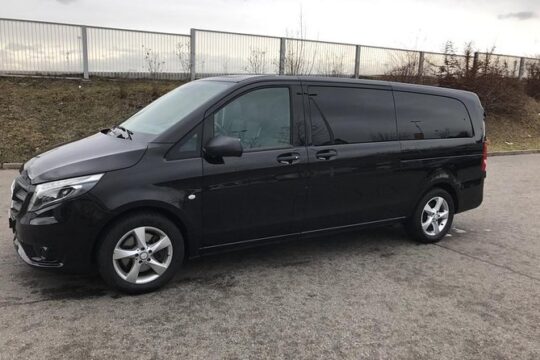 Premium Transfer from Zürich Airport to Zurich city or Zürich city to Airport