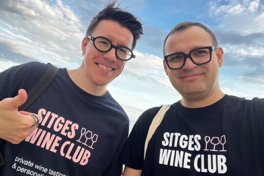 Private Artisanal Winery Visit with Wine Tasting from Sitges