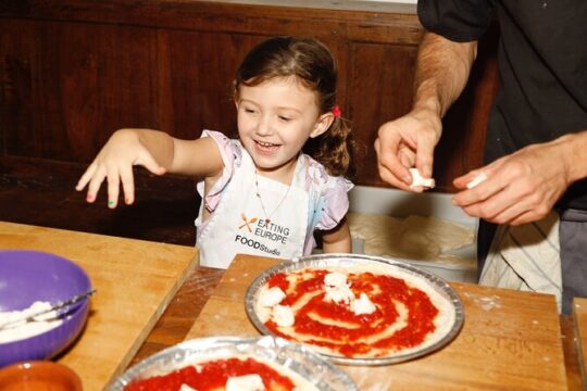2 Hour Florence Pizza and Gelato Small Group Guided Cooking Class