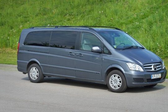 Private door-to-door transfer from Krakow to Budapest