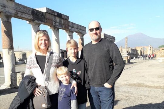 Pompeii Tour for Kids with Percy Jackson and The Heroes Hunt