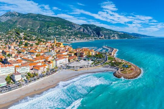 Nice Old Town Private Walking Tour to Coast of Azure