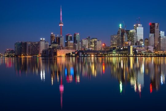 Transfer Toronto Pearson International Airport YYZ to Niagara Falls, Canada
