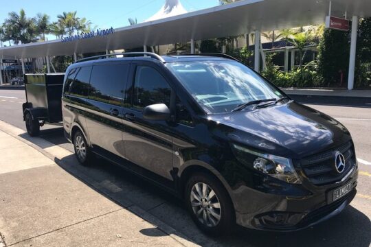 Private Transfer from Sunshine Coast Airport to Noosa 7 seater + Luggage Trailer