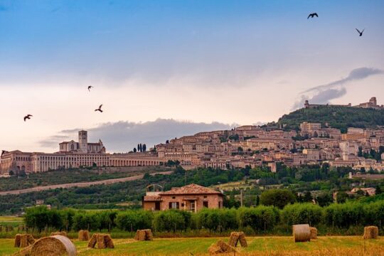 Relaxing walking tour of Assisi