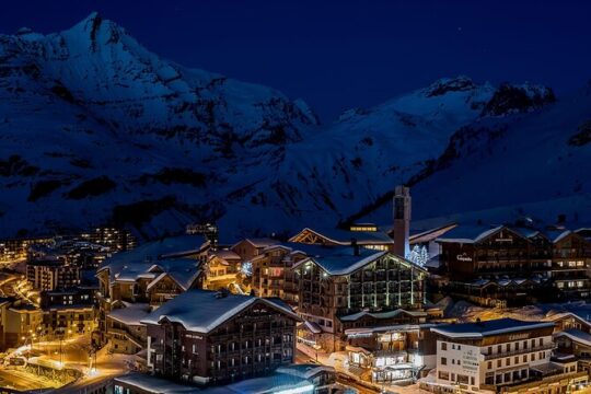 Chambery Airport (CMF) Private Transfer to Chambery/Tignes/3Valiy