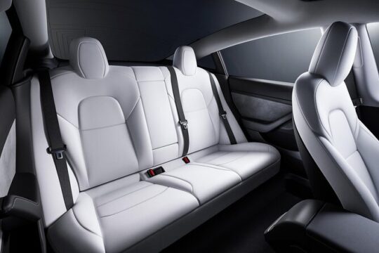 Departure transfer Montreal to Montreal Airport YUL by Car or SUV