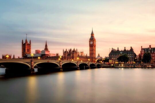 Door to Door Private Transfer from Dover to London