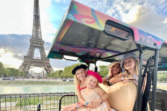 Guided and Private Tour of Paris by Golf Cart