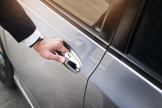 Private Departure Transfer: Tirana to Tirana Airport (TIA)
