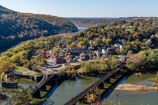 Harpers Ferry and Big Cork Vineyards Wine Tasting Tour