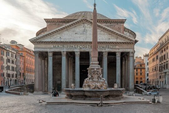 Rome: Pantheon & Raphael’s Tomb Tour with Entry Ticket
