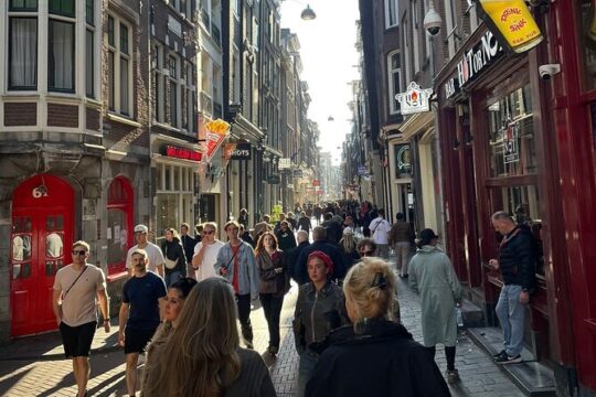 Amsterdam Red Light District: Serene and Other!