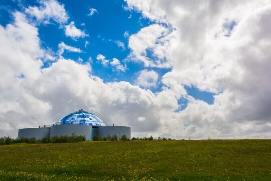 Private Transfer from Keflavik Airport to Reykjavik