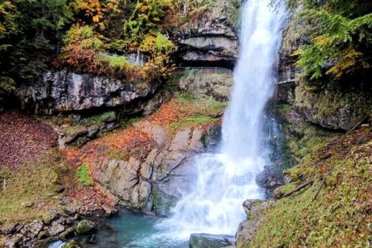 Giessbach Waterfall + CLOY Pier Iseltwald Sightseeing Tour Privat