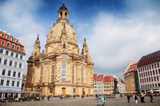 1-way Prague to Dresden - private transfer - Mercedes Benz - up to 7 passengers