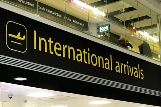 Private transfers between London Gatwick - London Stansted Airports