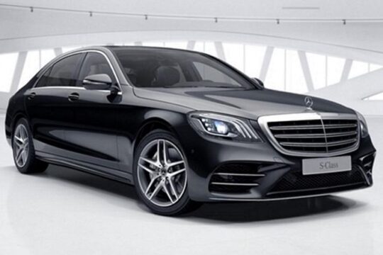 Hamburg Airport Transfers : Hamburg to Hamburg Airport XFW in Luxury Car