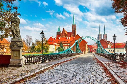 Wroclaw Airport - Wroclaw City Private Transfer