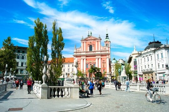 Guided Walk and Funicular Ride to Ljubljana Castle
