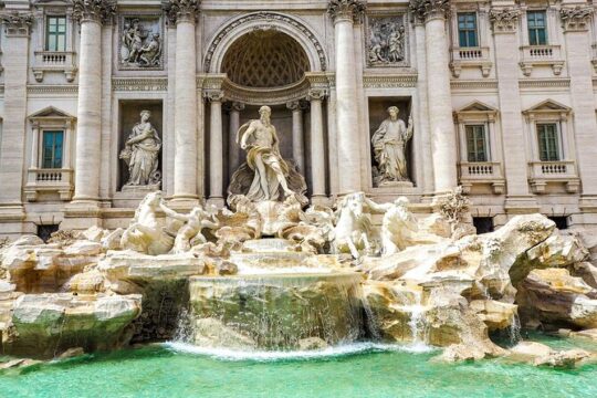 Private Walking Tour of Hidden Gems and Iconic Landmarks in Rome