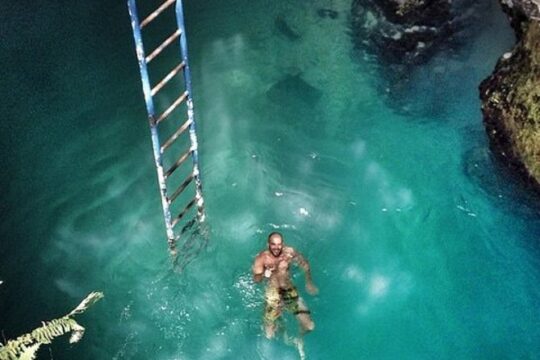 Blue Hole Mineral Spring and Rick's Cafe Guided Combo Tour