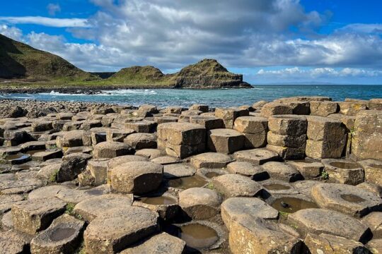 Private Tour from Dublin to Giant`s Causeway and More
