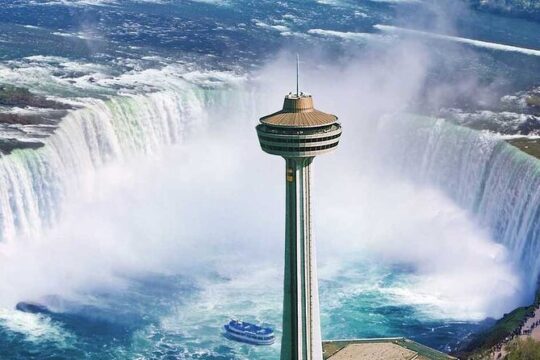 Winter Wonder of Niagara Falls Tour From Toronto