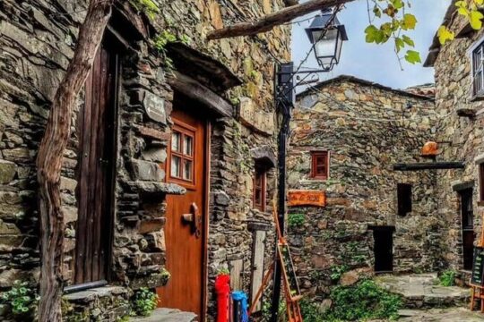 Full Day Private Tour in the Villages of Shisto of Lousã