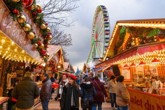 Paris Christmas Market Tour Notre Dame and Festive Food Tasting