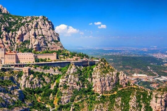 Montserrat Day Trip from Barcelona with Cogwheel Train