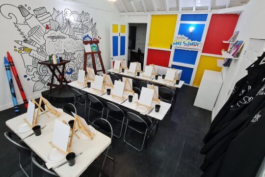 3-Hour The colour Experience Island Paint & Sip