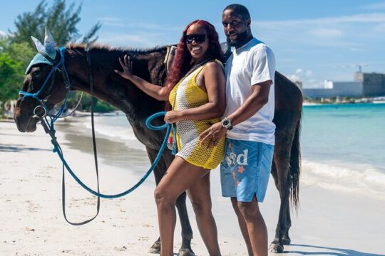 45 Minutes horseback riding at Sand and Saddle