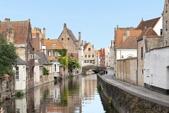Bruges Food Tour with Locals