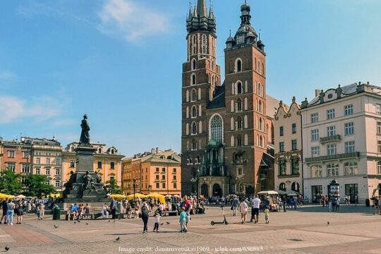 Explore Krakow in a Day: Private Full-Day Walking Tour
