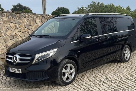 Visit Pena Palace and Cascais with Private Chauffeur Service