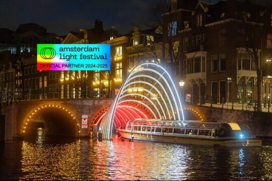 Amsterdam Light Festival Cruise - with Hot Choco or Glühwein