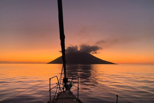 Tropea, Exclusive Sunset tour by sailboat, memorable experience
