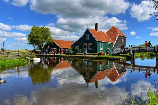 Private Day Trip Tour to Zanse Schans with a local