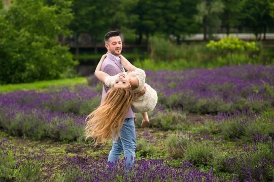 Private Photo Session with a Local Photographer in Bucharest