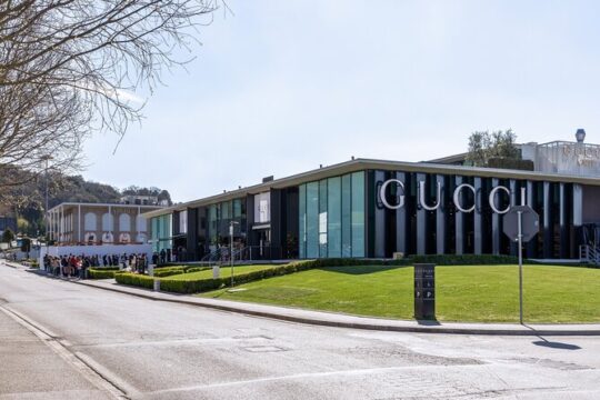Private Shopping Tour from Florence hotels to The Mall Outlet