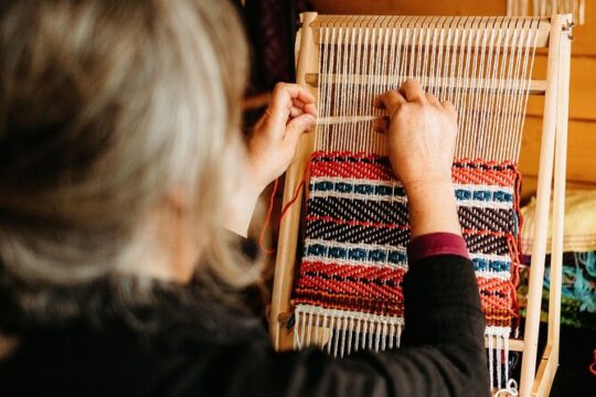 Private Small-Group Weaving Activity in Terceira Island