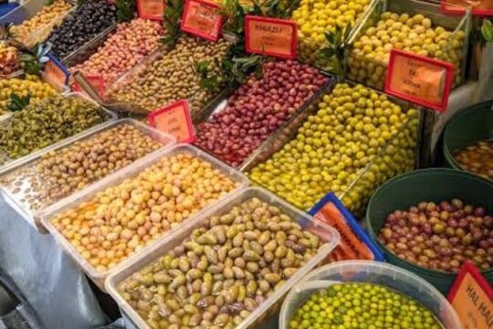 Street Food Tour on Two Continents
