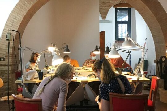 Jewelry Crafting Experience in Todi